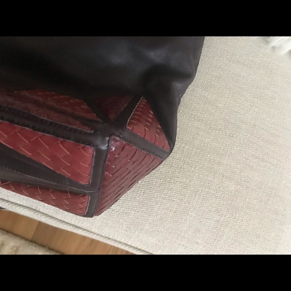 Bottega Veneta Large Leather Sachel: Beautiful!! - Picture 4 of 8